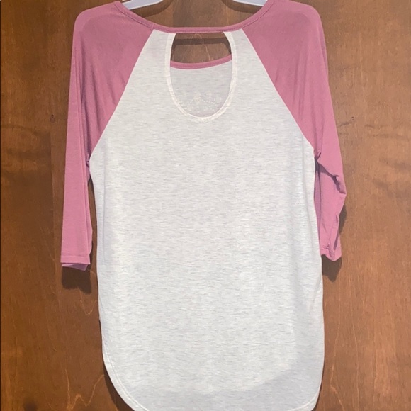 Cream and pink top - Picture 2 of 2